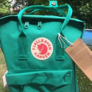 Fjallraven backpack - classic kanken